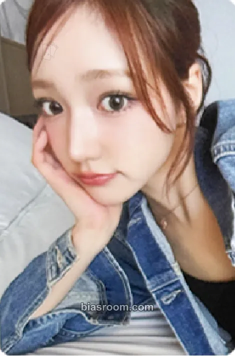 Jiyu DANCING ALONE Photocard - KiiiKiii - KiiiKiii K-pop photocard