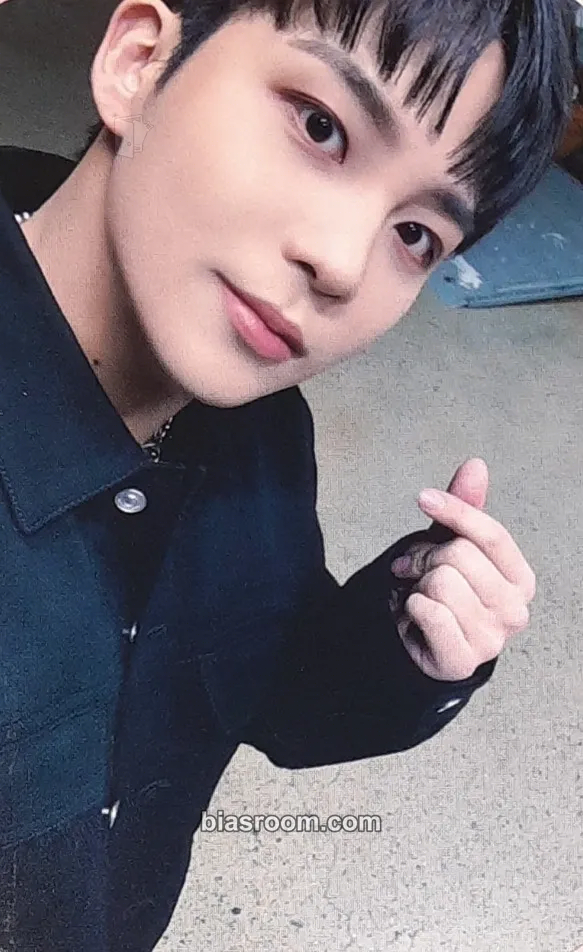 Jongho THE WORLD EP.1 : MOVEMENT Photocard - ATEEZ - ATEEZ K-pop photocard