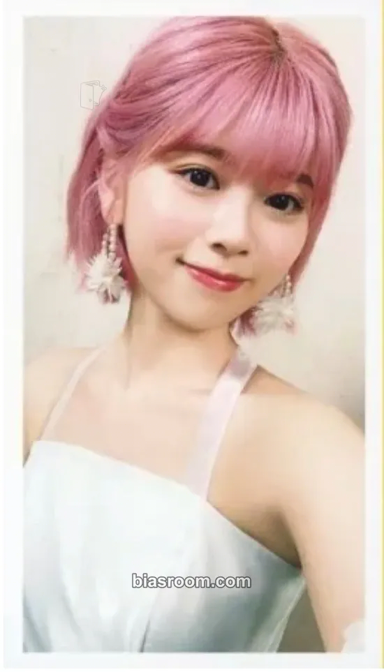 Riku Paradise Photocard - NiziU - NiziU K-pop photocard