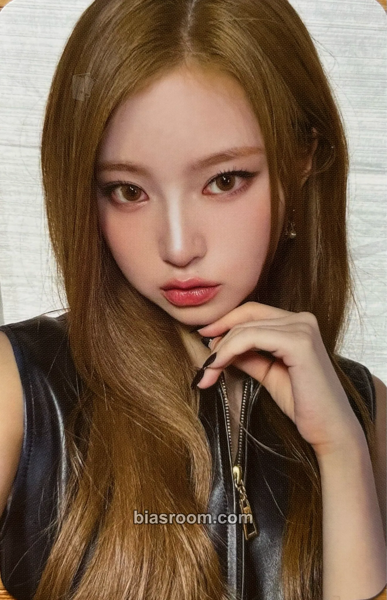 Haum DANCING ALONE Photocard - KiiiKiii - KiiiKiii K-pop photocard