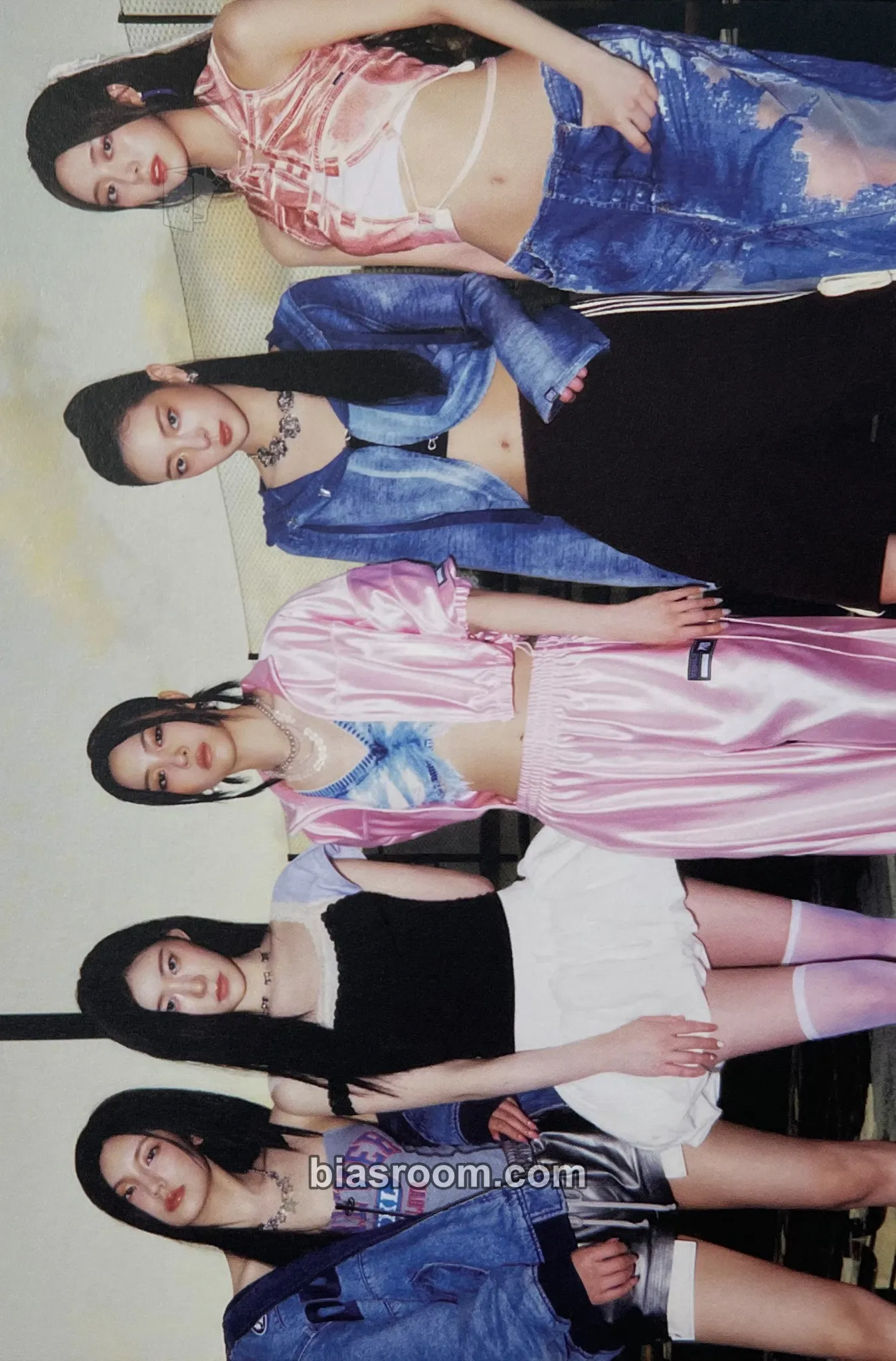 GOLD Photocard - ITZY - ITZY K-pop photocard