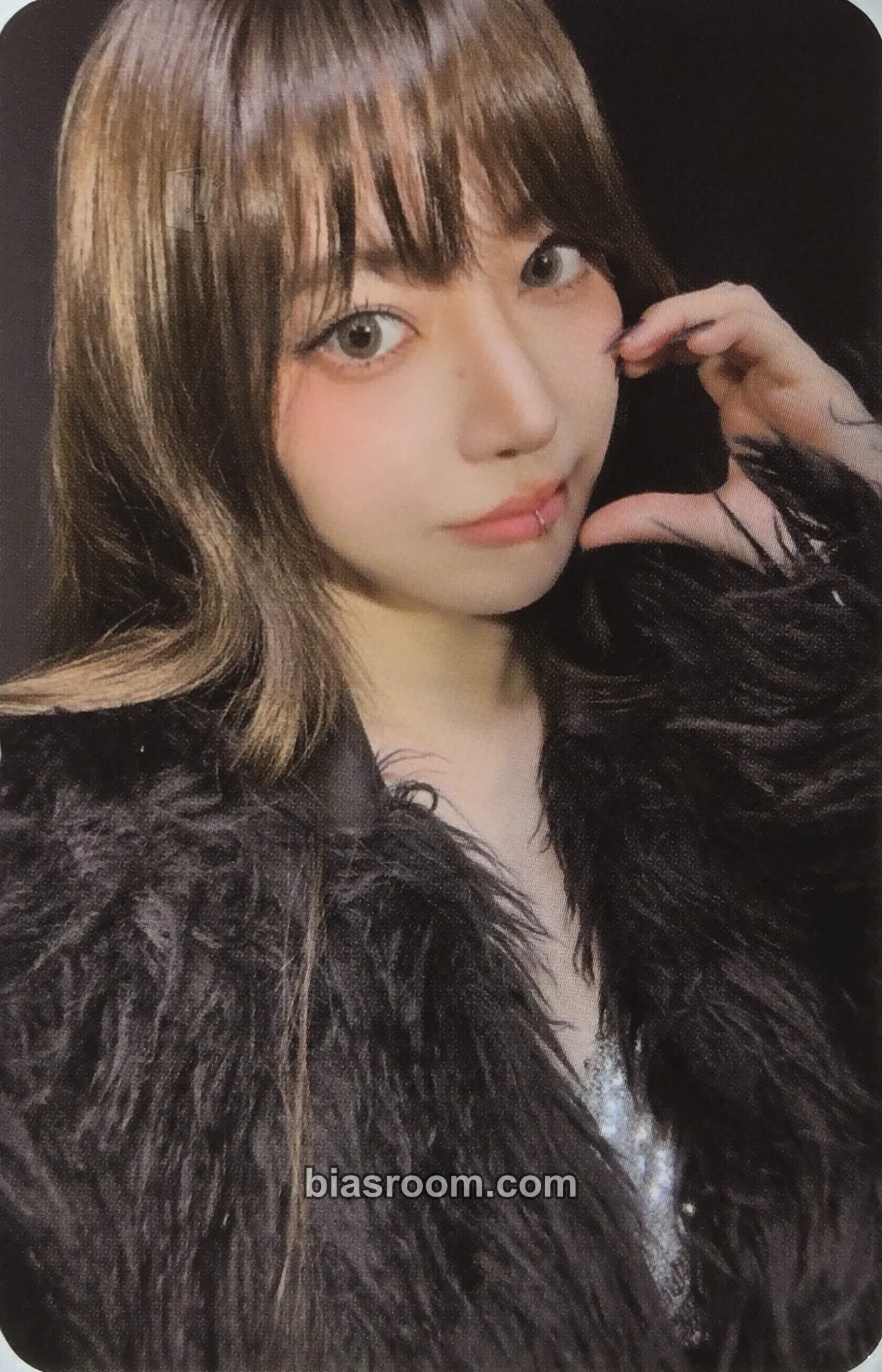 Sakura Dear, FEARNOT Film Photobook Photocard - LE SSERAFIM - LE SSERAFIM K-pop photocard