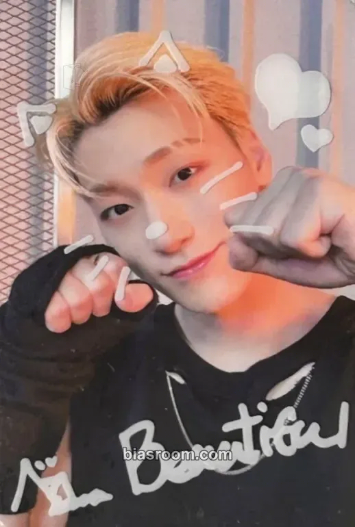 San THE WORLD EP.1 : MOVEMENT Photocard - ATEEZ - ATEEZ K-pop photocard