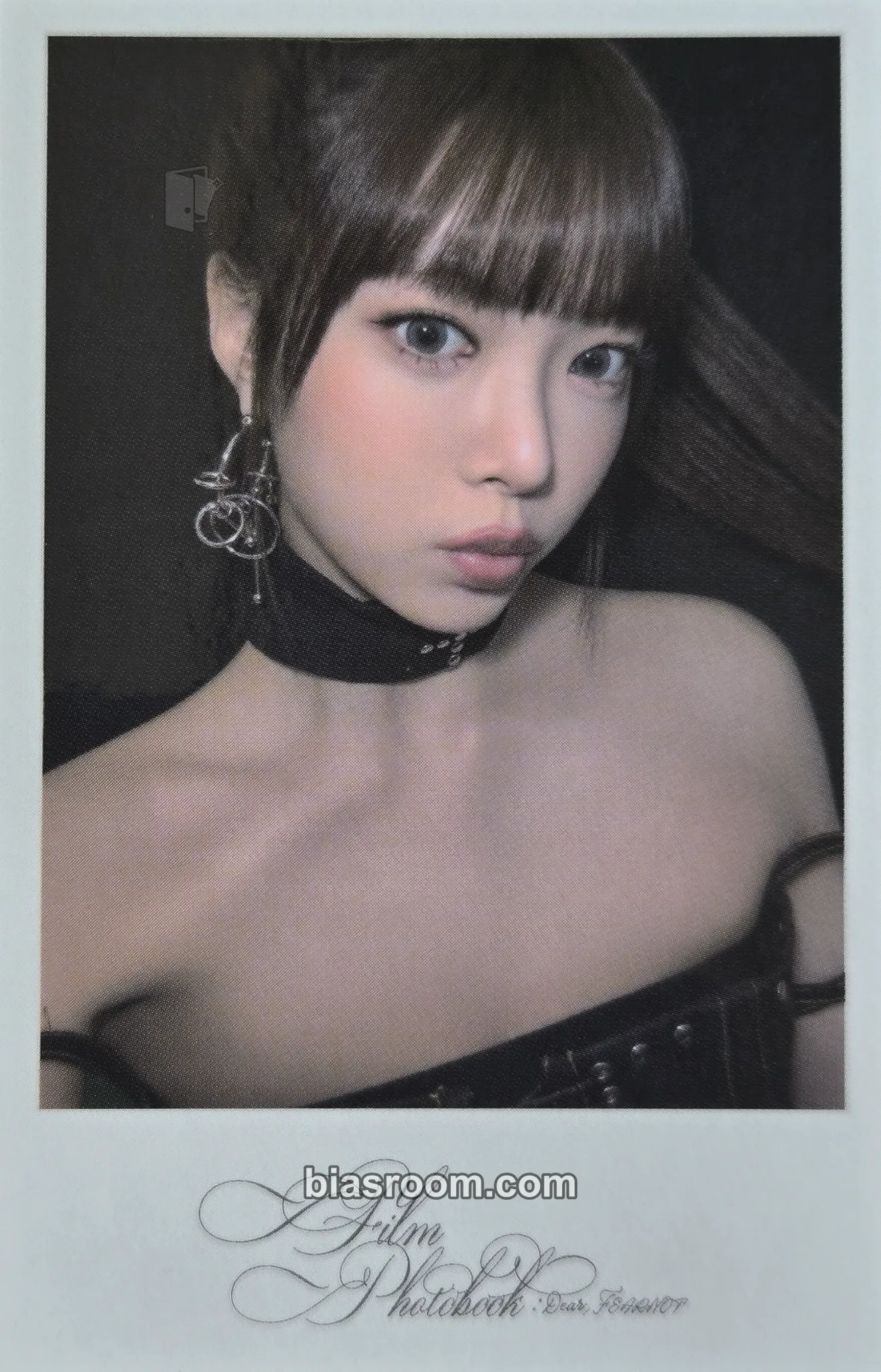 Hong Eunchae Dear, FEARNOT Film Photobook Photocard - LE SSERAFIM - LE SSERAFIM K-pop photocard