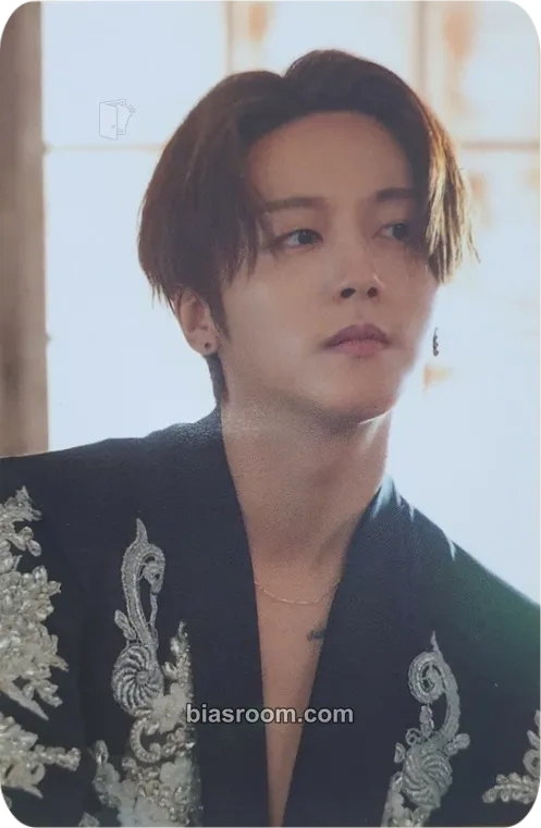 Youngbin TURN OVER Photocard - SF9 - SF9 K-pop photocard