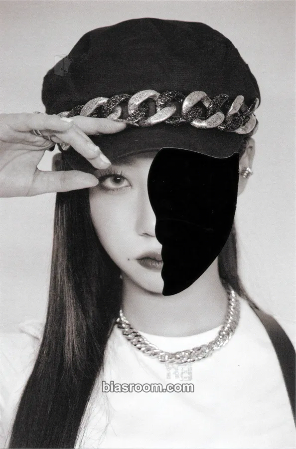 Dosie memeM Photocard - PURPLE KISS - PURPLE KISS K-pop photocard