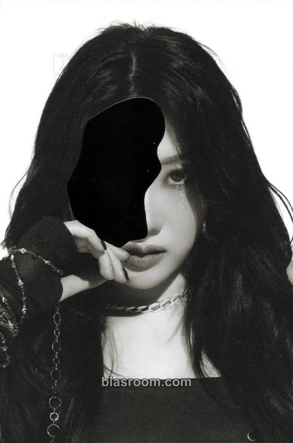 Chaein memeM Photocard - PURPLE KISS - PURPLE KISS K-pop photocard