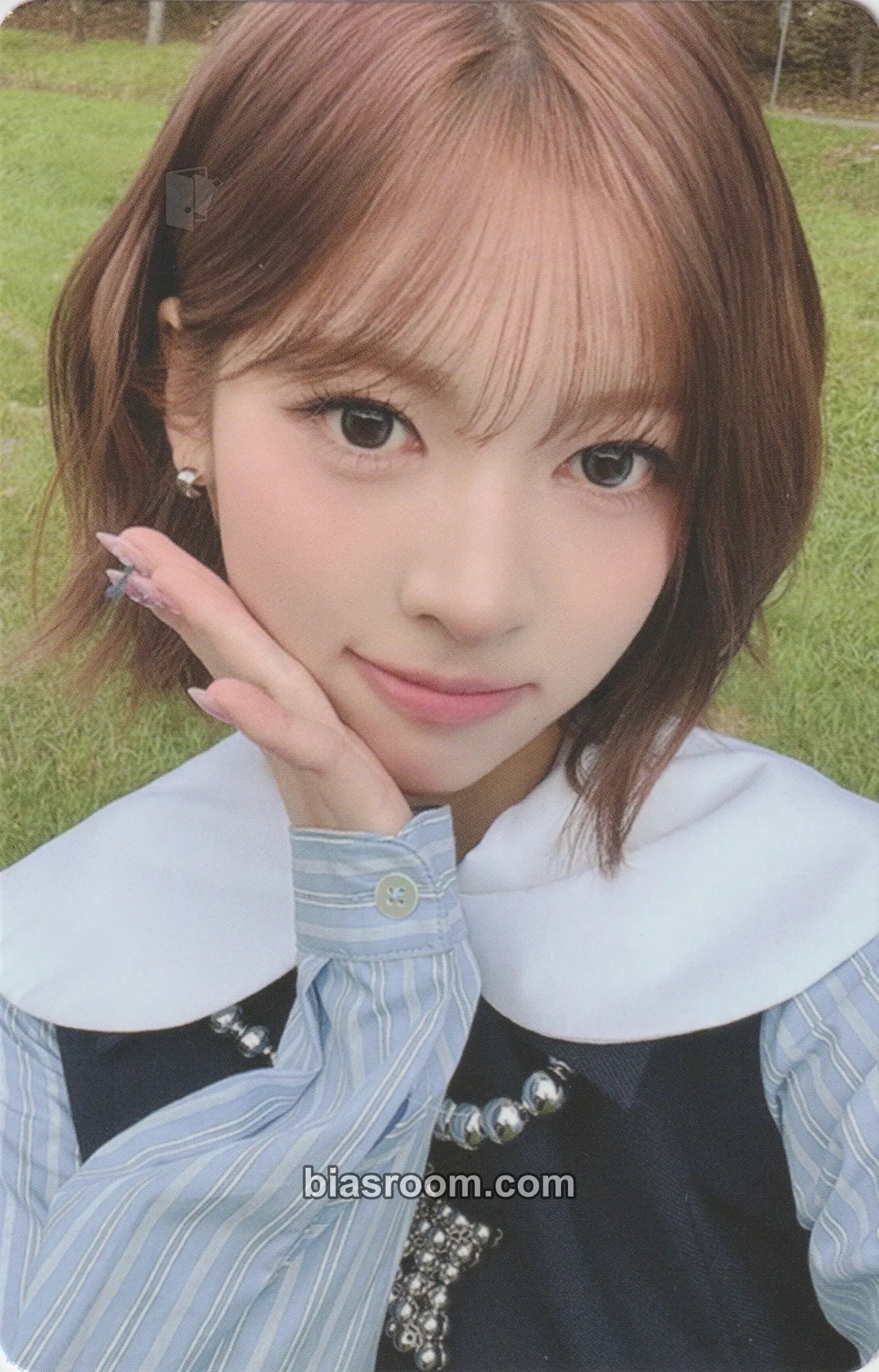 May lip bomb Photocard - RESCENE – RESCENE K-Pop-Photocard