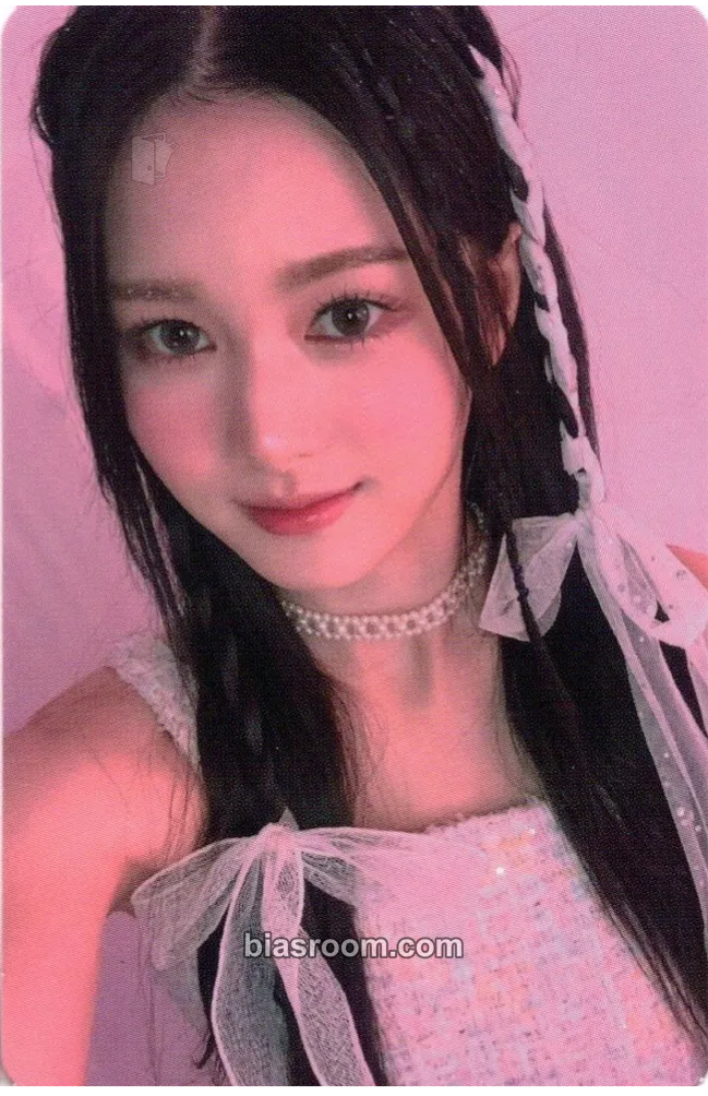 Mayu THE STAR Magazine feat. EVOLution 2023 Photocard - tripleS - tripleS K-pop photocard