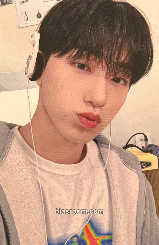 ATEEZ - San - 2025 Season's Greetings - Rock Will Never Die Other season's greetings pob (pre-order benefit) yes24