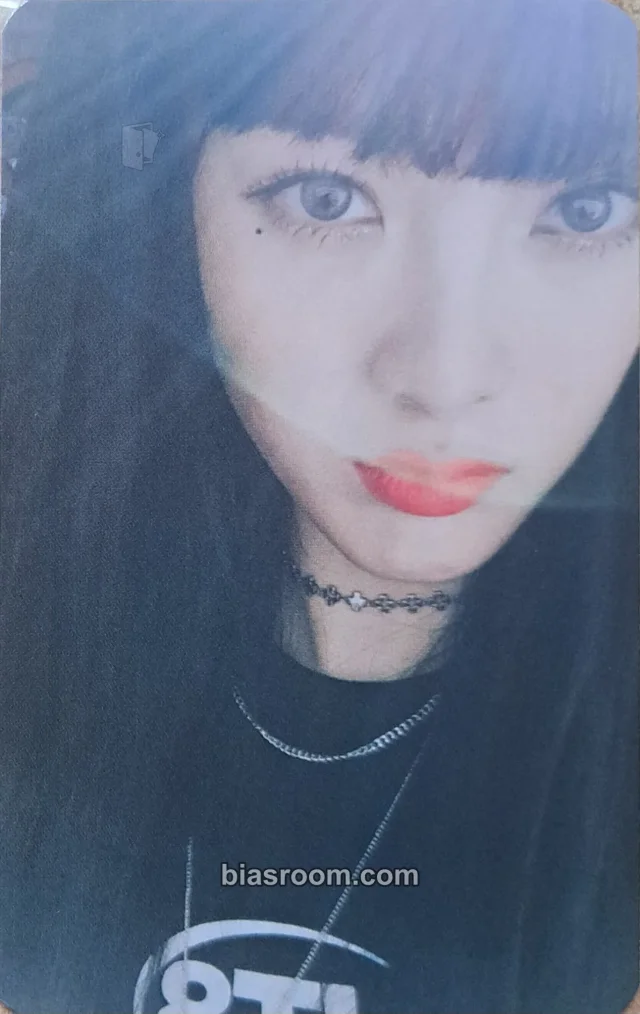 Weki Meki - Lucy - KISS, KICKS Album album photocard kicks version