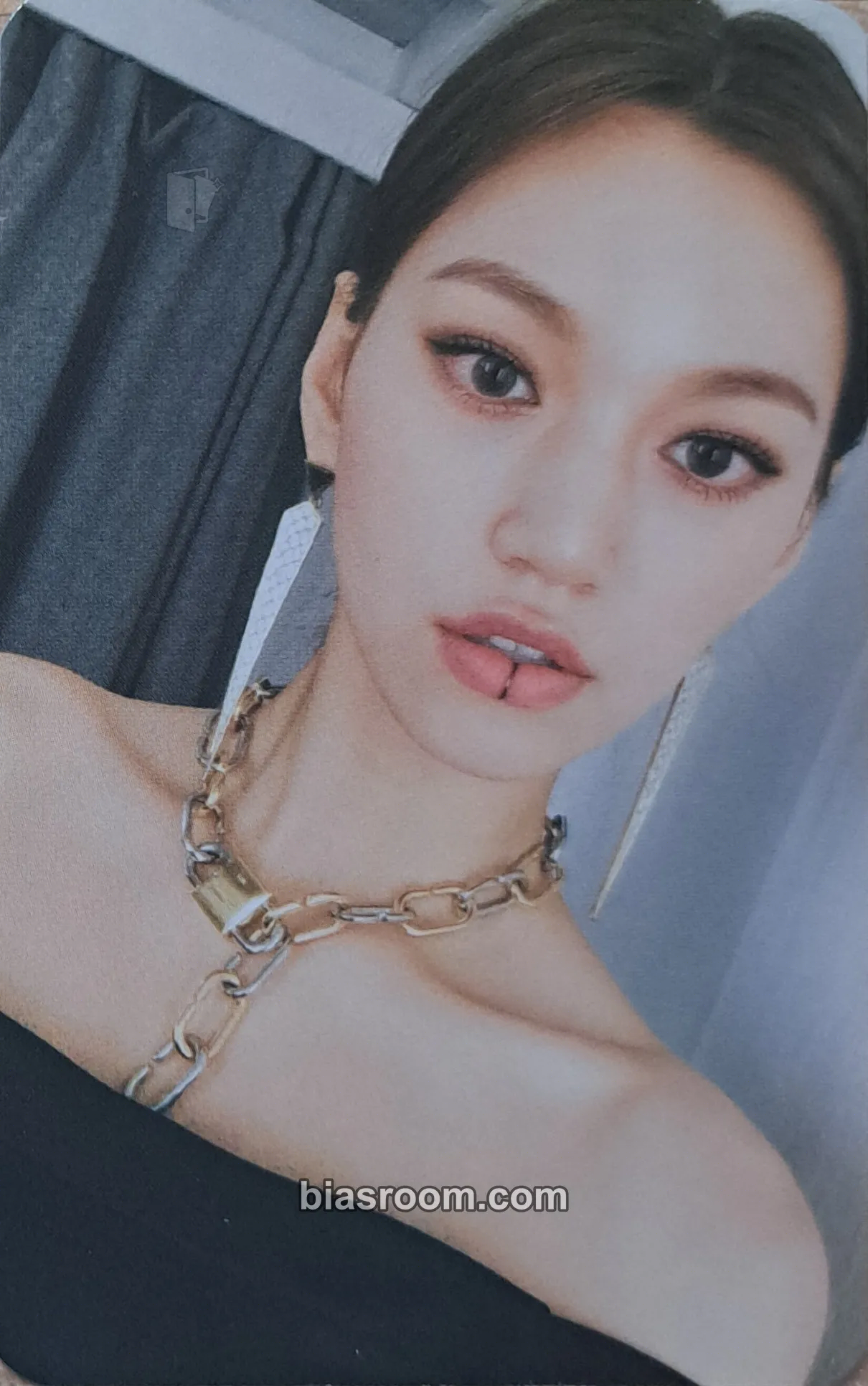 Kim Doyeon KISS, KICKS Photocard - Weki Meki - Weki Meki K-pop photocard
