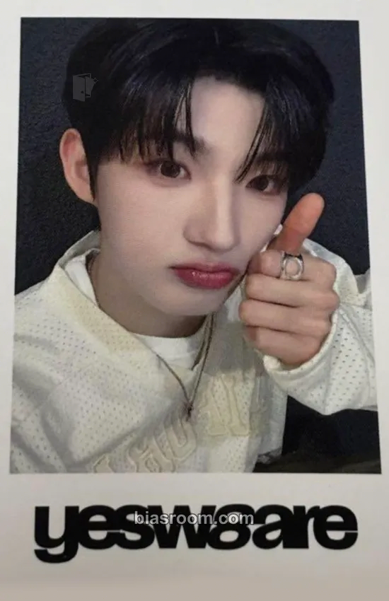 Kim HeeJu yesweare Photocard - idntt - idntt K-pop photocard