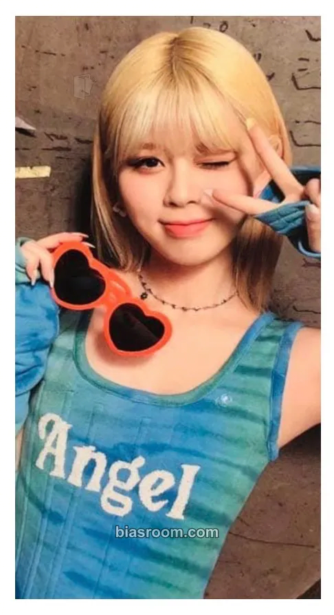 Riku CLAP CLAP Photocard - NiziU - NiziU K-pop photocard