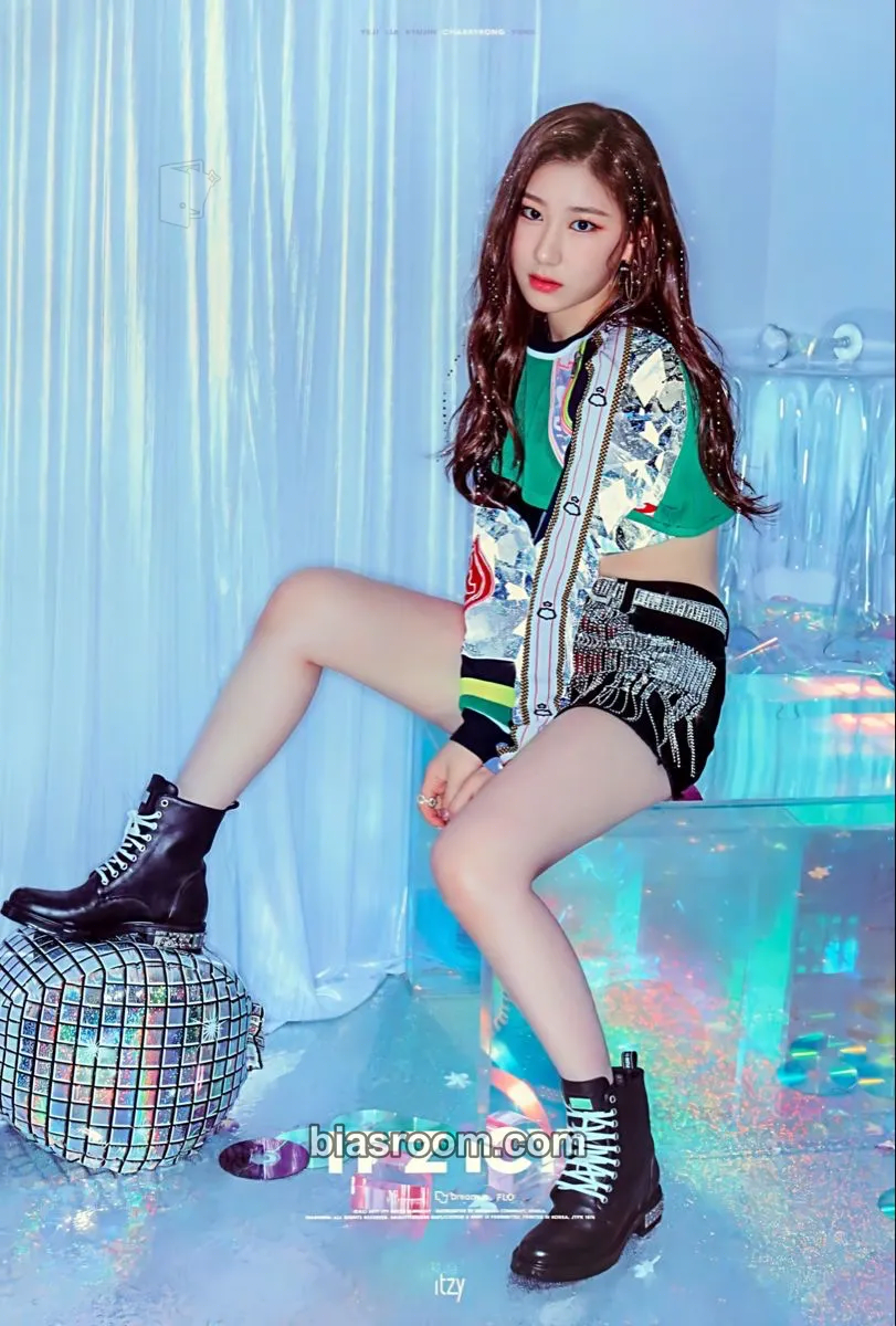 Chaeryeong IT’z ICY Photocard - ITZY - ITZY K-pop photocard