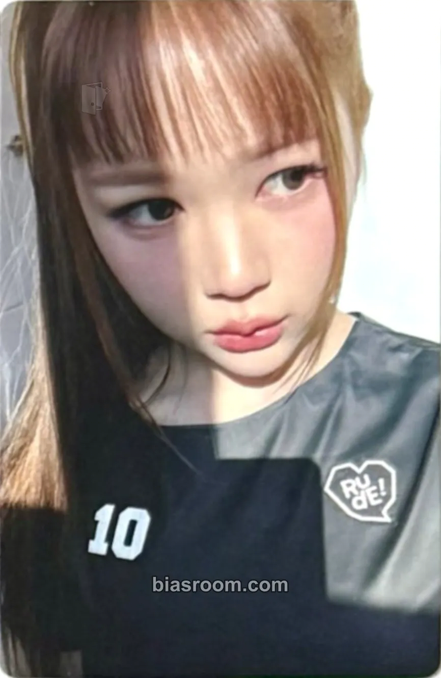 Ye-on RUDE! Photocard - Hearts2Hearts - Hearts2Hearts K-pop photocard