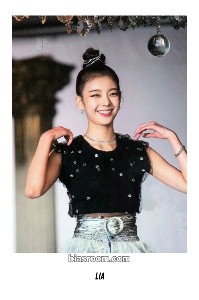 Lia IT’z ME Photocard - ITZY - ITZY K-pop photocard