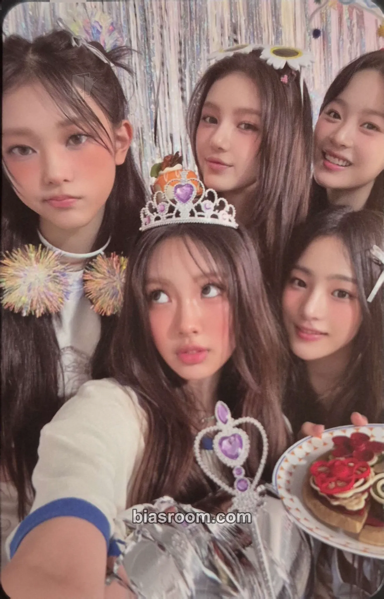 24/7 With NewJeans (2024 Season's Greetings) Photocard - NewJeans - NewJeans K-pop photocard