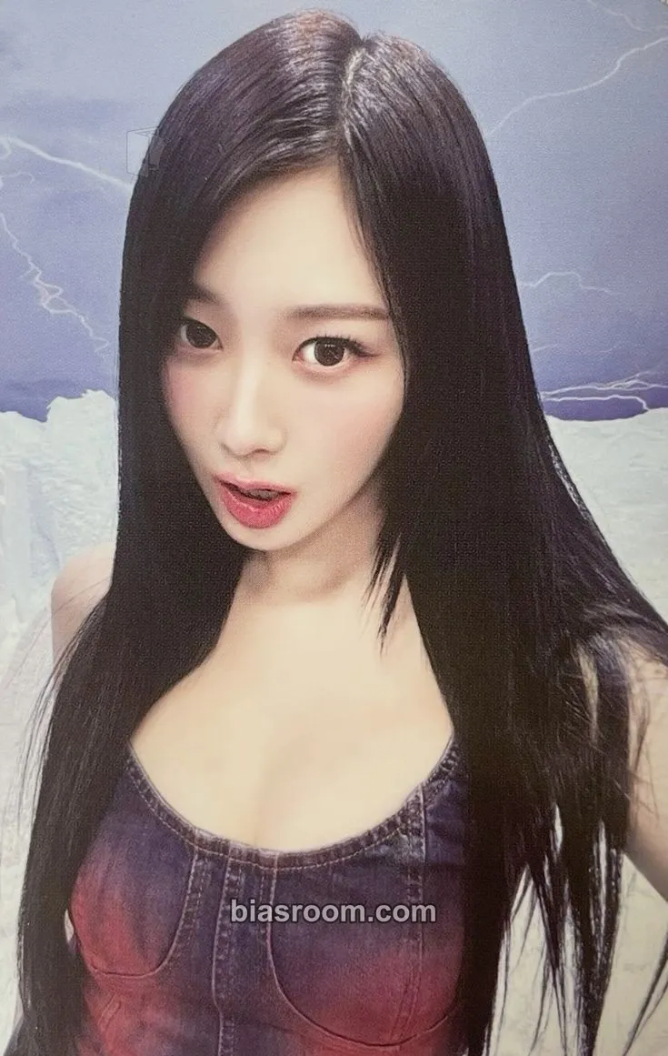 Giselle SYNK : PARALLEL LINE Photocard - aespa - aespa K-pop photocard