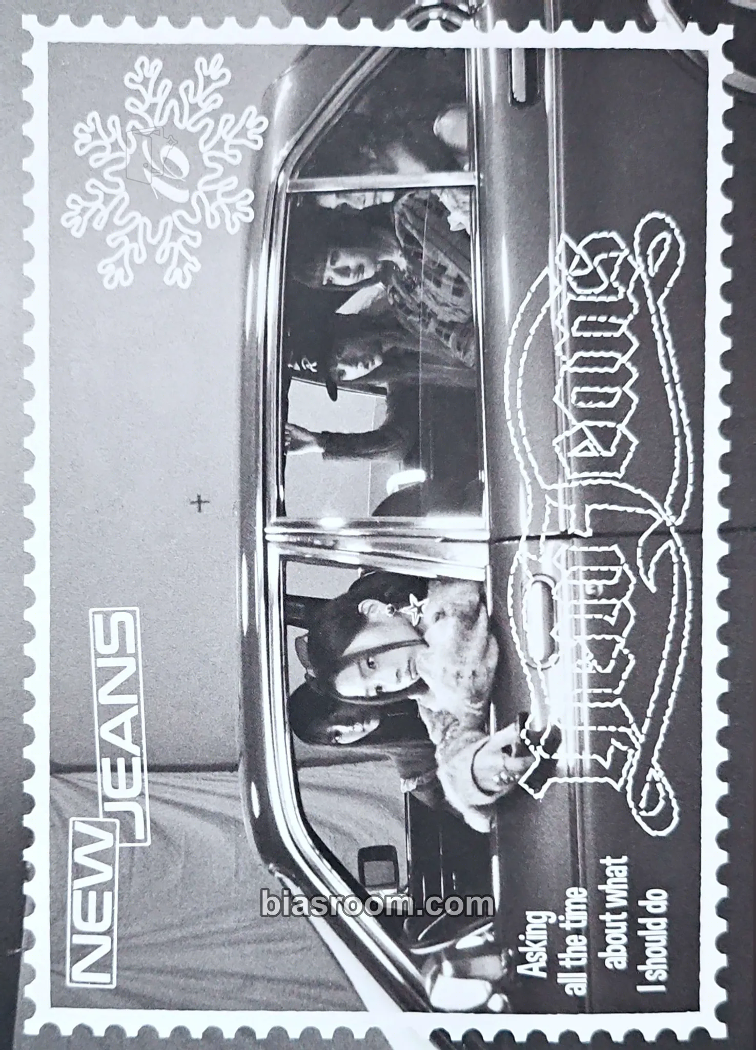 NewJeans “OMG” Photocard - NewJeans - NewJeans K-pop photocard