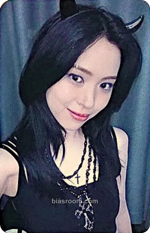 Ryujin TUNNEL VISION Photocard - ITZY - ITZY K-pop photocard