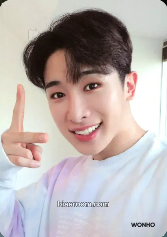Wonho 2018 World Tour - The Connect Photocard - MONSTA X - MONSTA X K-pop photocard