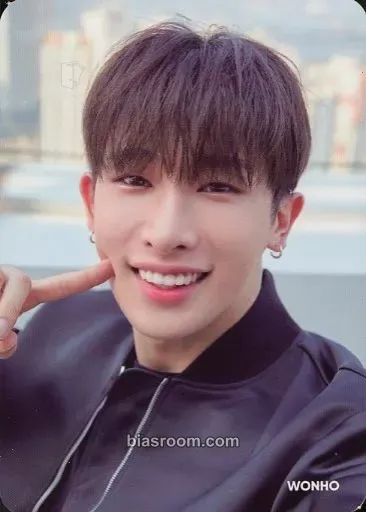 Wonho 2018 World Tour - The Connect Photocard - MONSTA X - MONSTA X K-pop photocard