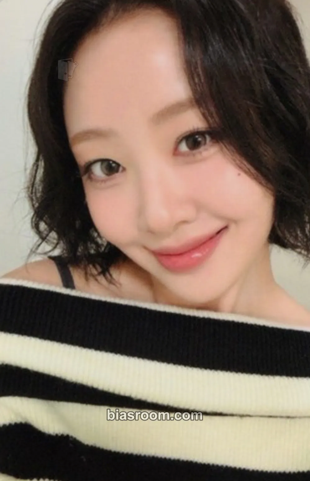 Yves Soft error Photocard - Yves - Yves K-pop photocard