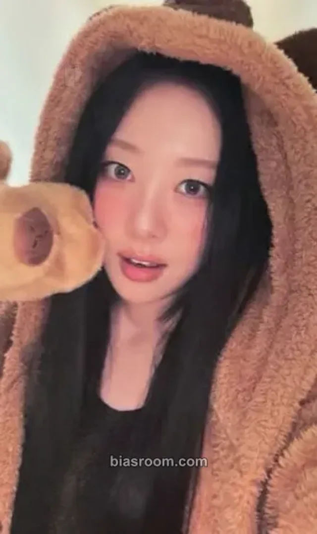 Yves  - Yves - Soft error Album offline lucky draw beatroad