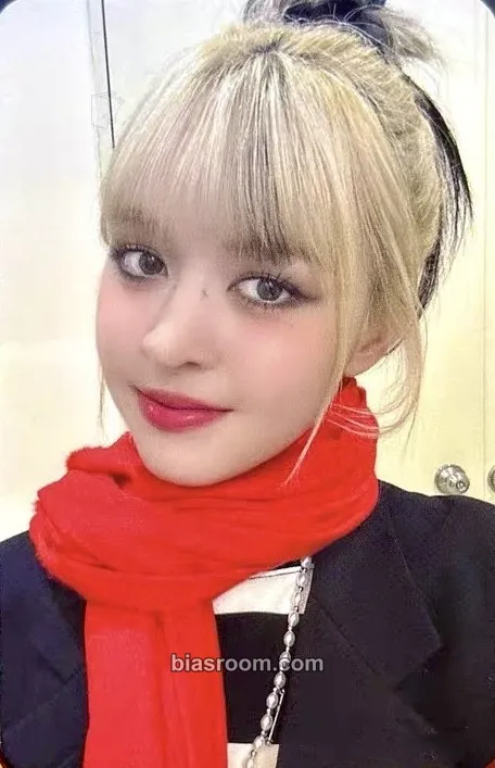 Lily Fe3O4: BREAK Photocard - NMIXX - NMIXX K-pop photocard