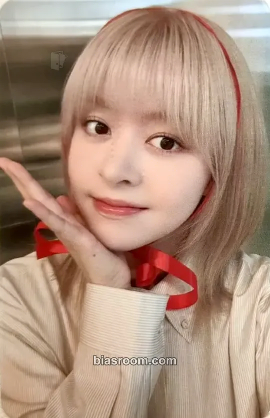 Lily Fe3O4: BREAK Photocard - NMIXX - NMIXX K-pop photocard