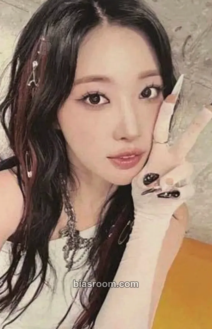Sihyeon Code Photocard - EVERGLOW - EVERGLOW K-pop photocard