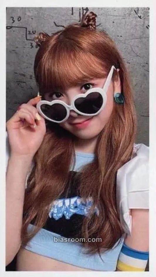 Miihi CLAP CLAP Photocard - NiziU - NiziU K-pop photocard