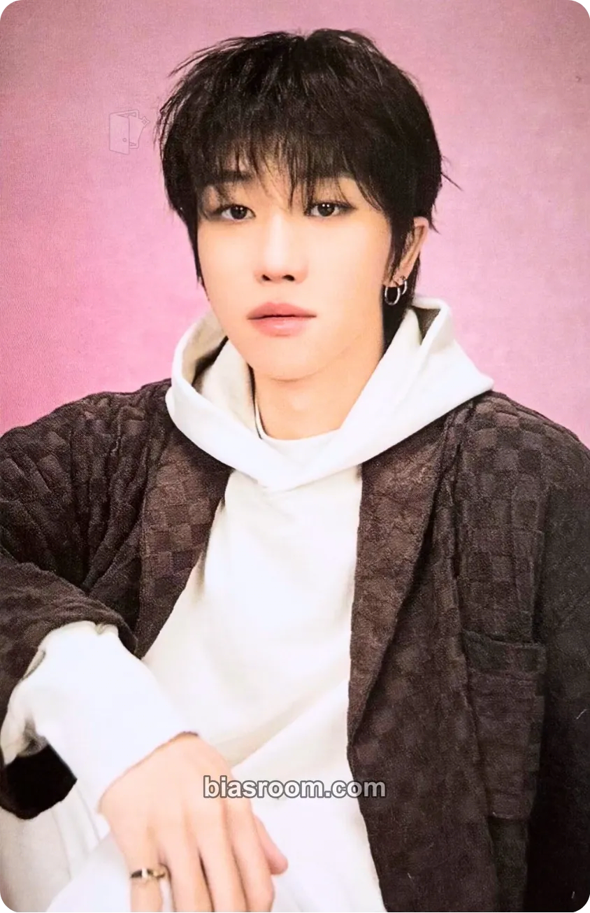 The8 2024 8TH SVT IN CARAT LAND Photocard - SEVENTEEN - SEVENTEEN K-pop photocard