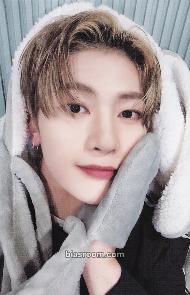 Matthew Melting Point Photocard - ZEROBASEONE - ZEROBASEONE K-pop photocard
