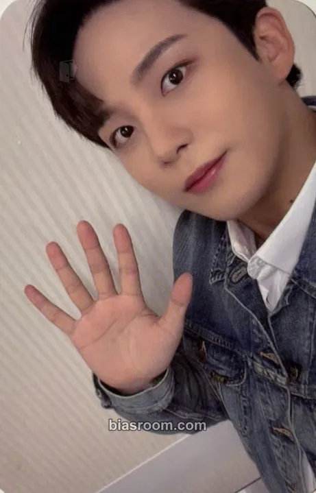 Jongho THE WORLD EP.1 : MOVEMENT Photocard - ATEEZ - ATEEZ K-pop photocard