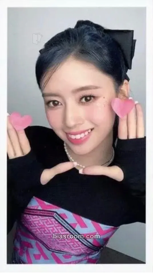 Rima CLAP CLAP Photocard - NiziU - NiziU K-pop photocard