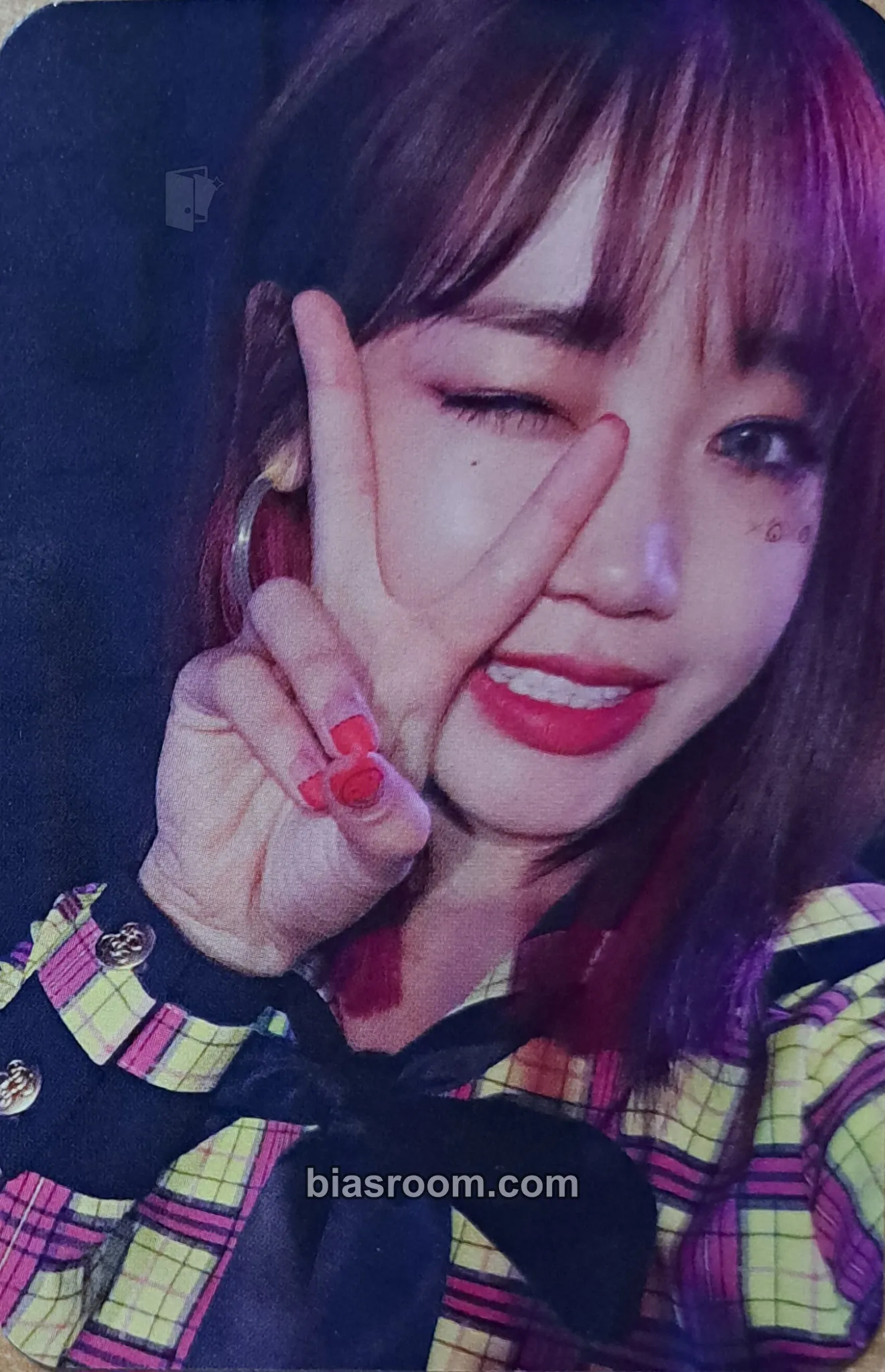 Choi Yoojung LOCK END LOL Photocard - Weki Meki - Weki Meki K-pop photocard