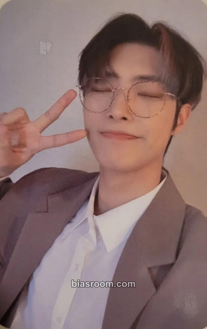 Mingi THE WORLD EP.1 : MOVEMENT Photocard - ATEEZ - ATEEZ K-pop photocard