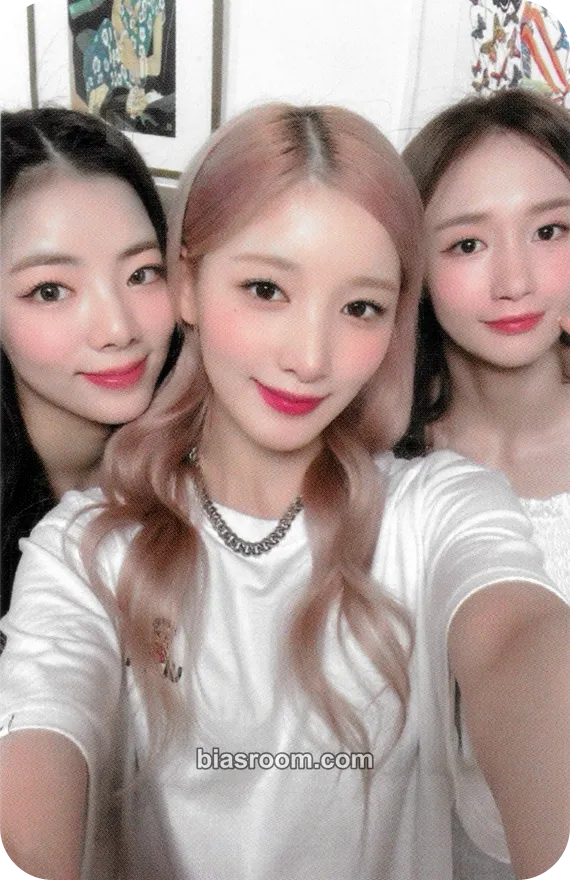 Geekyland Photocard - PURPLE KISS - PURPLE KISS K-pop photocard