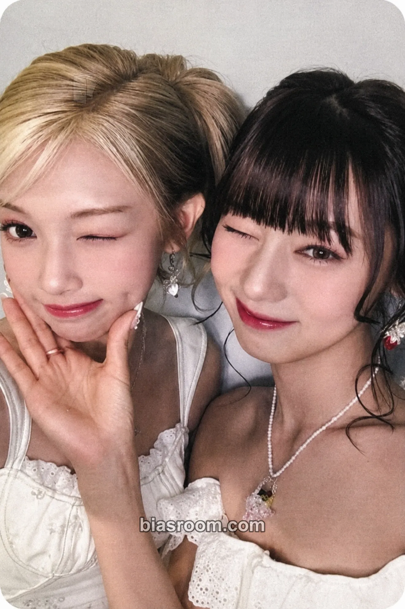 SWICY Photocard - UNIS - UNIS K-pop photocard