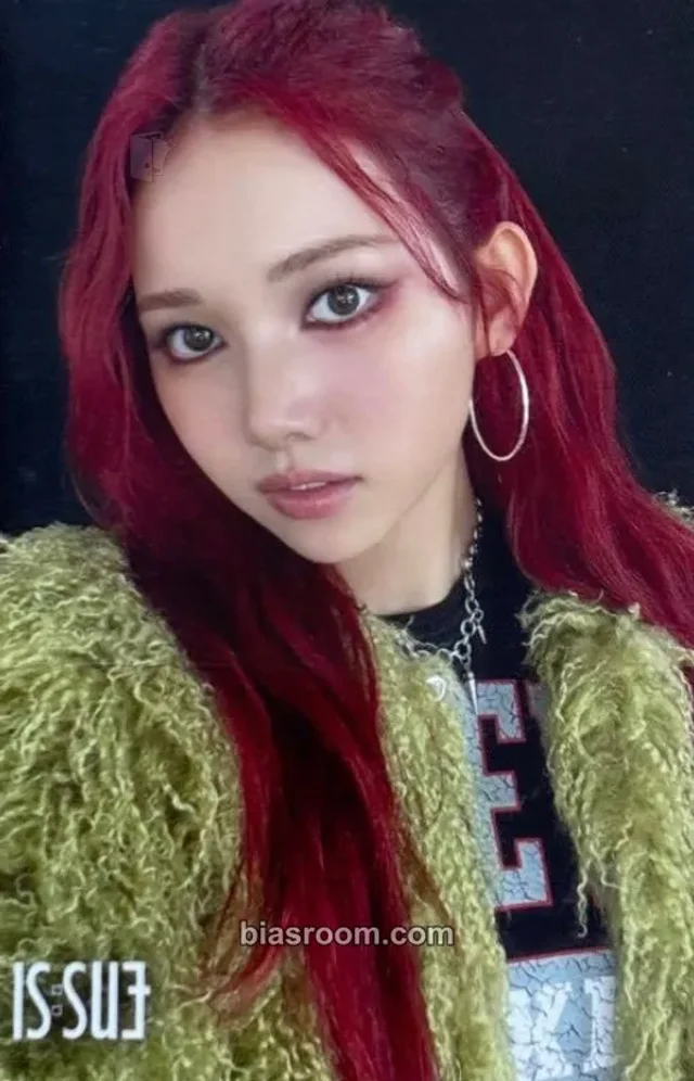 IS:SUE - Nano - 1st IS:SUE Album lucky draw tower records