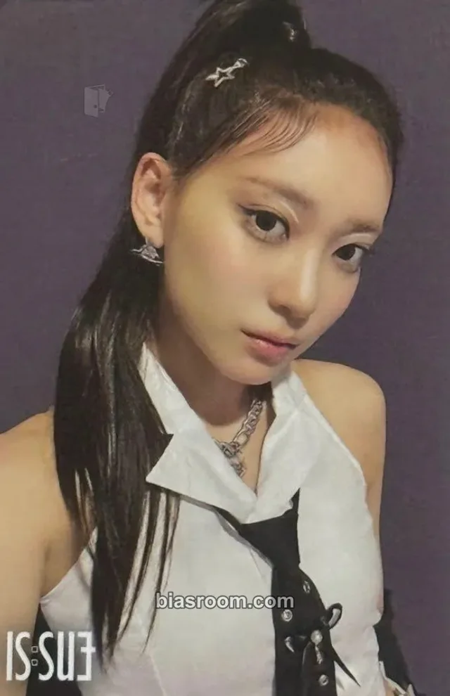 IS:SUE - RIn - 1st IS:SUE Album lucky draw tower records