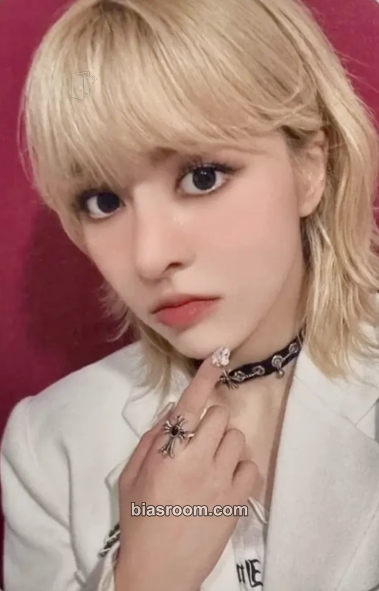 Lily Fe3O4: BREAK Photocard - NMIXX - NMIXX K-pop photocard