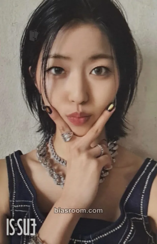 IS:SUE - Yuuki  - 1st IS:SUE  Album lucky draw hmv