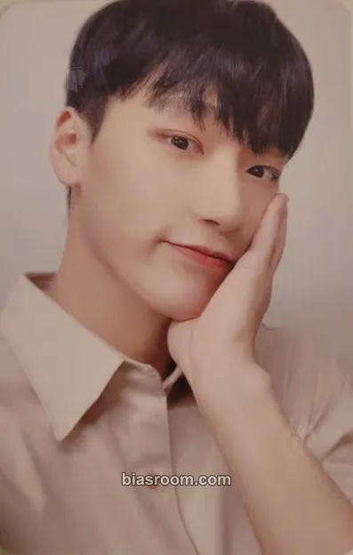 San THE WORLD EP.1 : MOVEMENT Photocard - ATEEZ - ATEEZ K-pop photocard