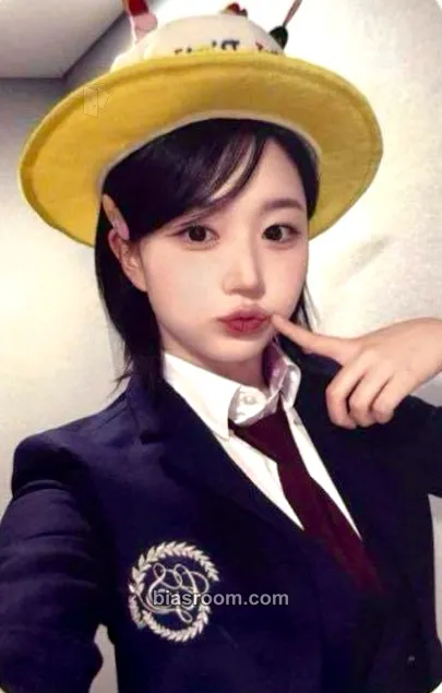 Haewon Fe3O4: BREAK Photocard - NMIXX - NMIXX K-pop photocard