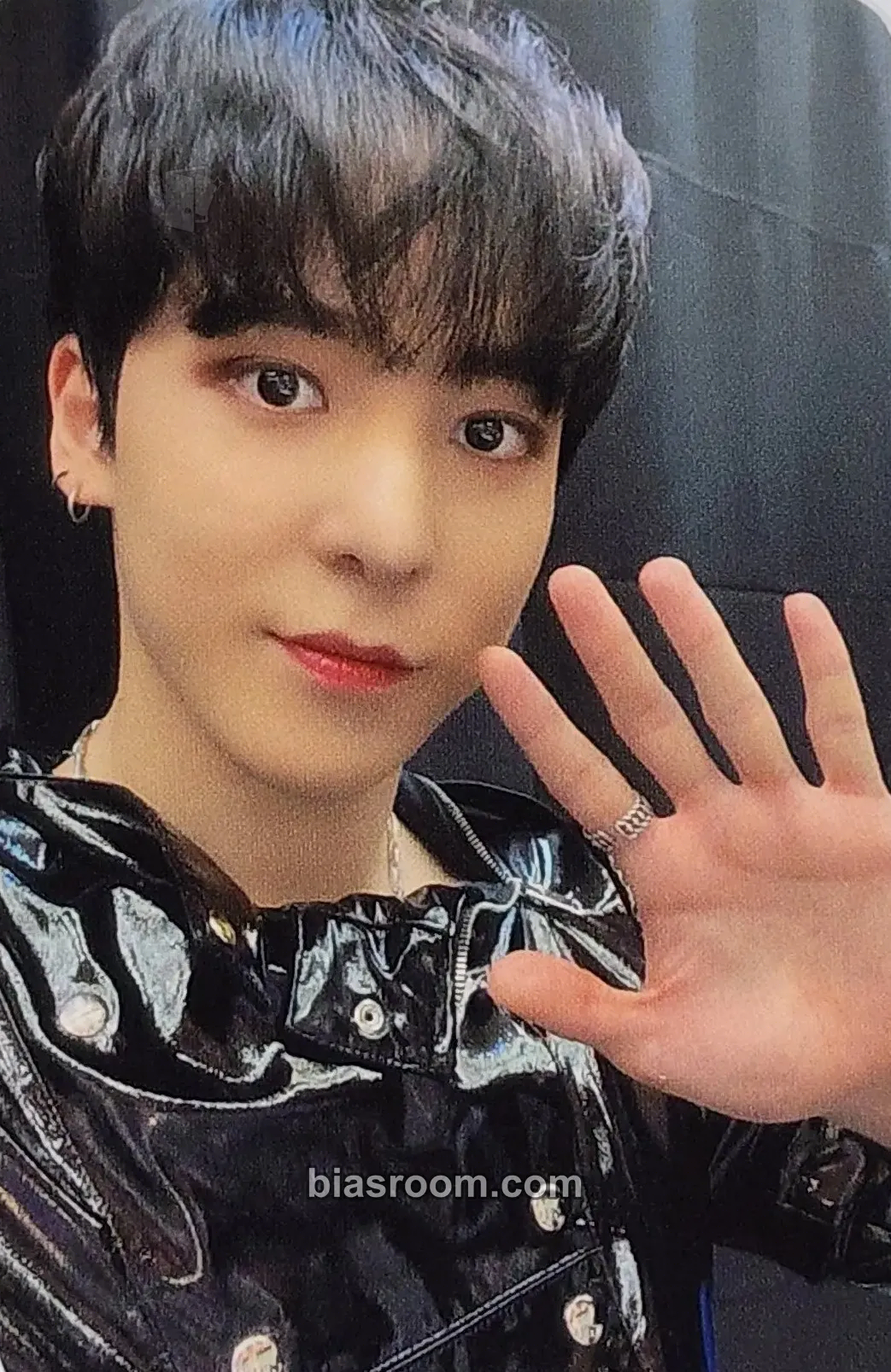 Yunho THE WORLD EP.1 : MOVEMENT Photocard - ATEEZ - ATEEZ K-pop photocard