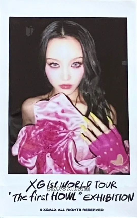 CHISA XG 1st WORLD TOUR “The first HOWL” EXHIBITION Photocard - XG - XG K-pop photocard