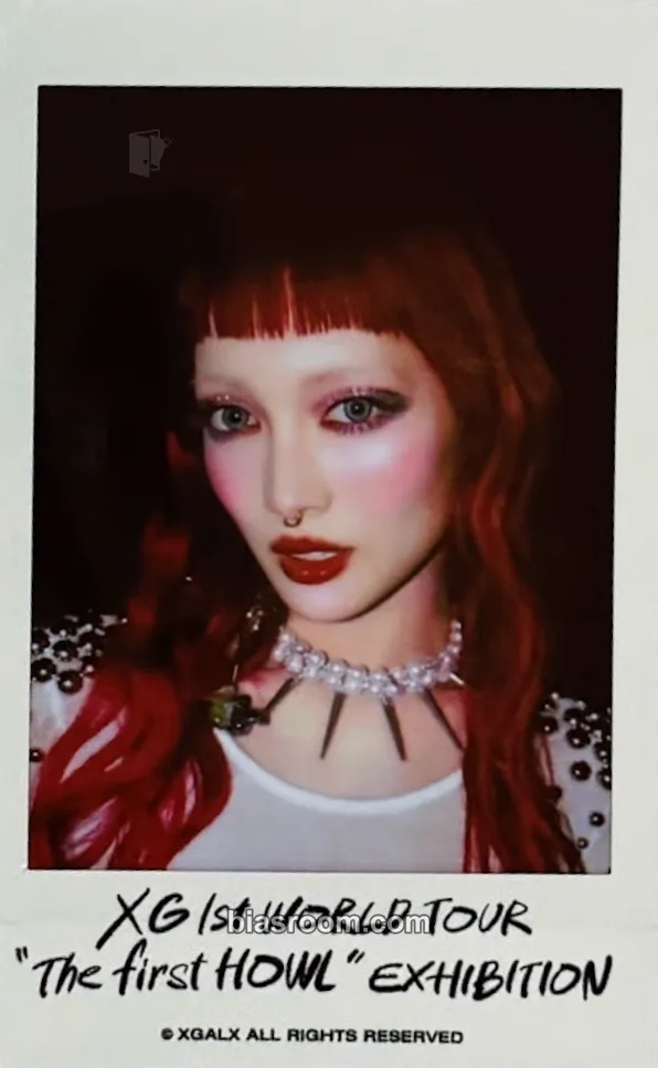JURIN XG 1st WORLD TOUR “The first HOWL” EXHIBITION Photocard - XG - XG K-pop photocard